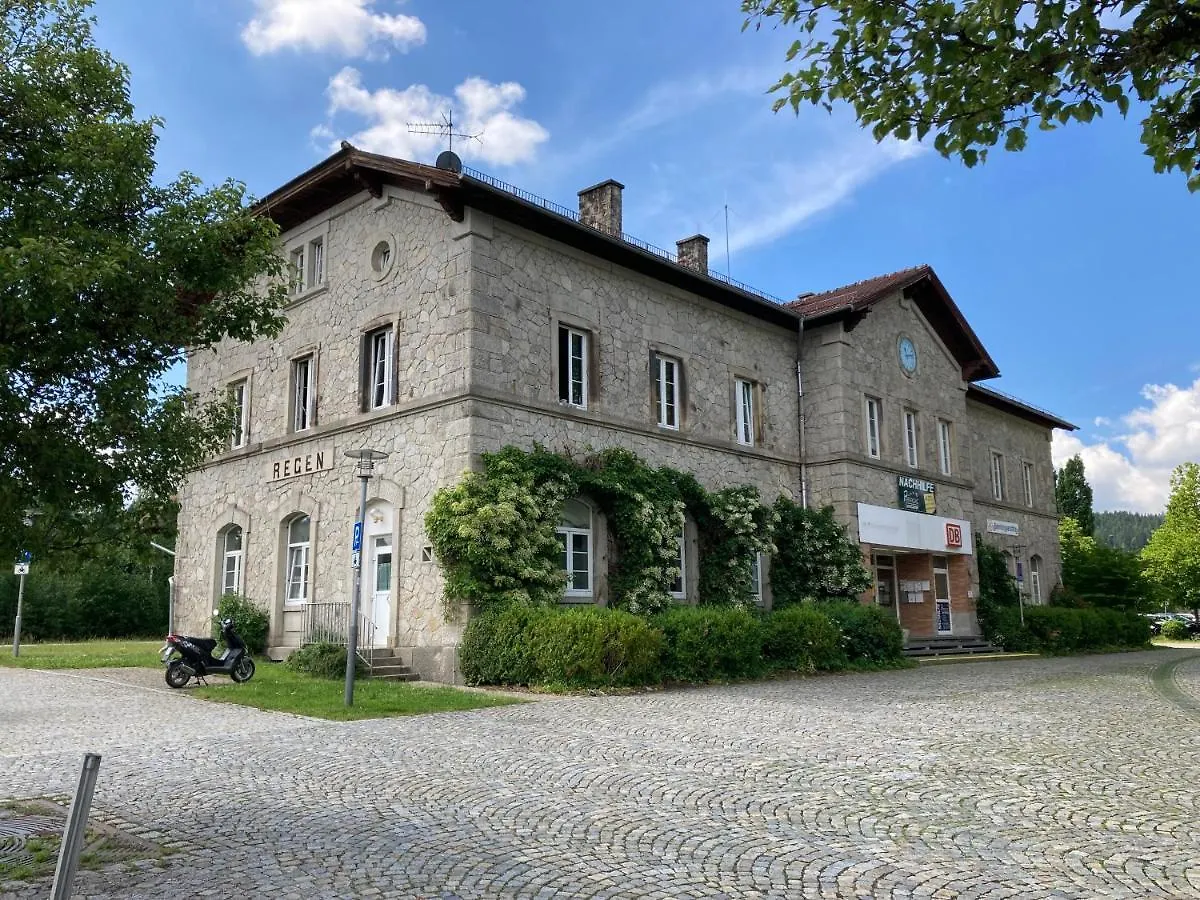 Ferienwohnung Bahnhof Regen mit Wellness Apartment